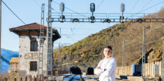 El joven palentino, Enrique Gómez, uno de los artífices del documental La conquista del puerto: 140 años del ferrocarril en Pajares'