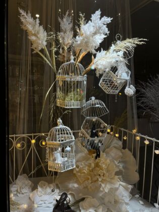 FLORISTER&Iacute;A P&Eacute;TALOS