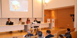 Judith-Castro-y-Miriam-Andrés-en-la-presentación-del-PAI-21