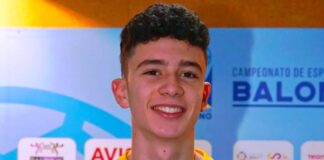 Mario Cisneros con la Selección de Castilla y León