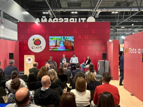 Intur. Canal de Castilla y Cluny Ib&eacute;rica