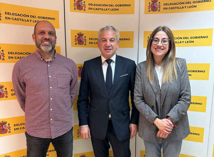 Reunión-PSOE-Aguilar-de-Campoo-con-Nicanor-Sen Reunión-PSOE-Aguilar-de-Campoo-con-Nicanor-Sen