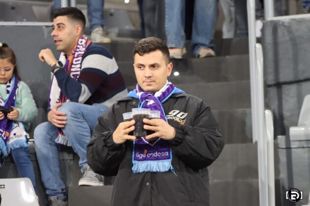 Galer&iacute;a Palencia Baloncesto contra Zamora