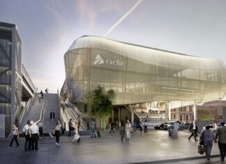 El ministro de Transportes y Movilidad Sostenible, Óscar Puente, presenta el proyecto de la nueva estación de tren de Valladolid Campo Grande. Al acto asiste el consejero de Movilidad y Transformación Digital de la Junta, José Luis Sanz Merino.