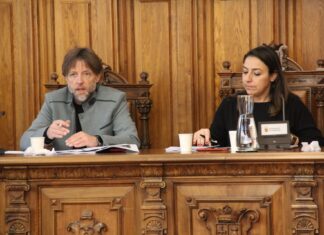 Francisco Fernández y Miriam Andrés durante un Pleno en el Ayuntamiento de Palencia