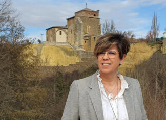 Victoria Grande, pregón Semana Santa Carrión