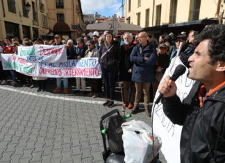 Protestas a favor del soterramiento y contra el biogás con motivo de la visita de Pedro Sánchez a Palencia - Brágimo ICAL