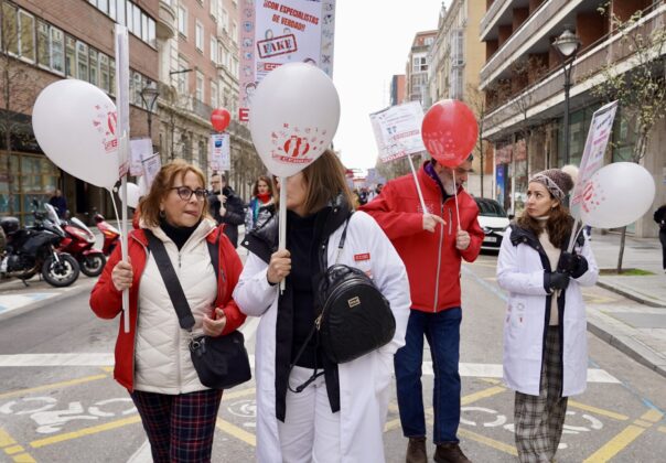 Manifestaci&oacute;n en defensa de la sanidad p&uacute;blica