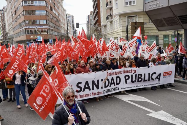 Manifestaci&oacute;n en defensa de la sanidad p&uacute;blica