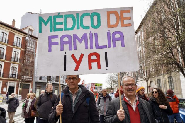Manifestaci&oacute;n en defensa de la sanidad p&uacute;blica