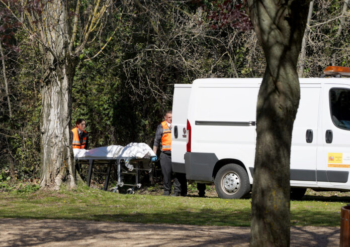 Leticia Pérez (ICAL). Localizan un cuerpo sin vida en el río Pisuerga, a la altura del Cabildo