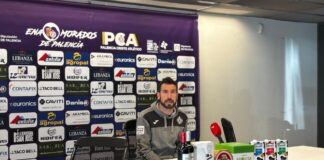 Álex Izquierdo en rueda de prensa tras el partido ante Atlético Tordesillas