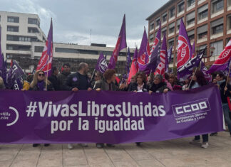 Concentración-8M-sindicatos-UGT-y-CCOO