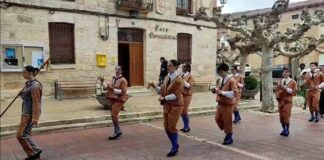 Danzantes en la fiesta de Santo Tomás de Villamediana