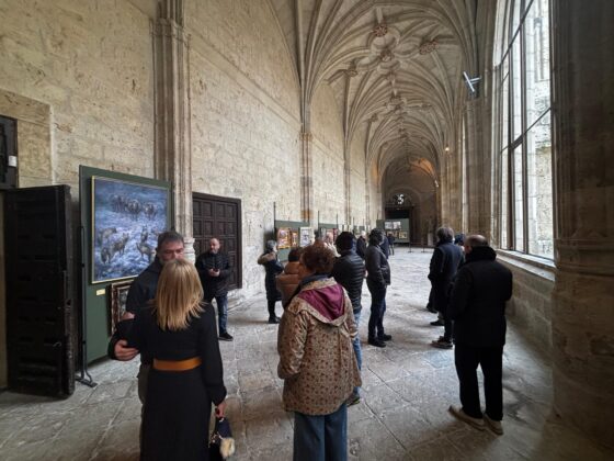 El Claustro de la Catedral acoge la exposici&oacute;n de Dami&aacute;n Simal, organizada por la Asociaci&oacute;n Thield&oacute;n