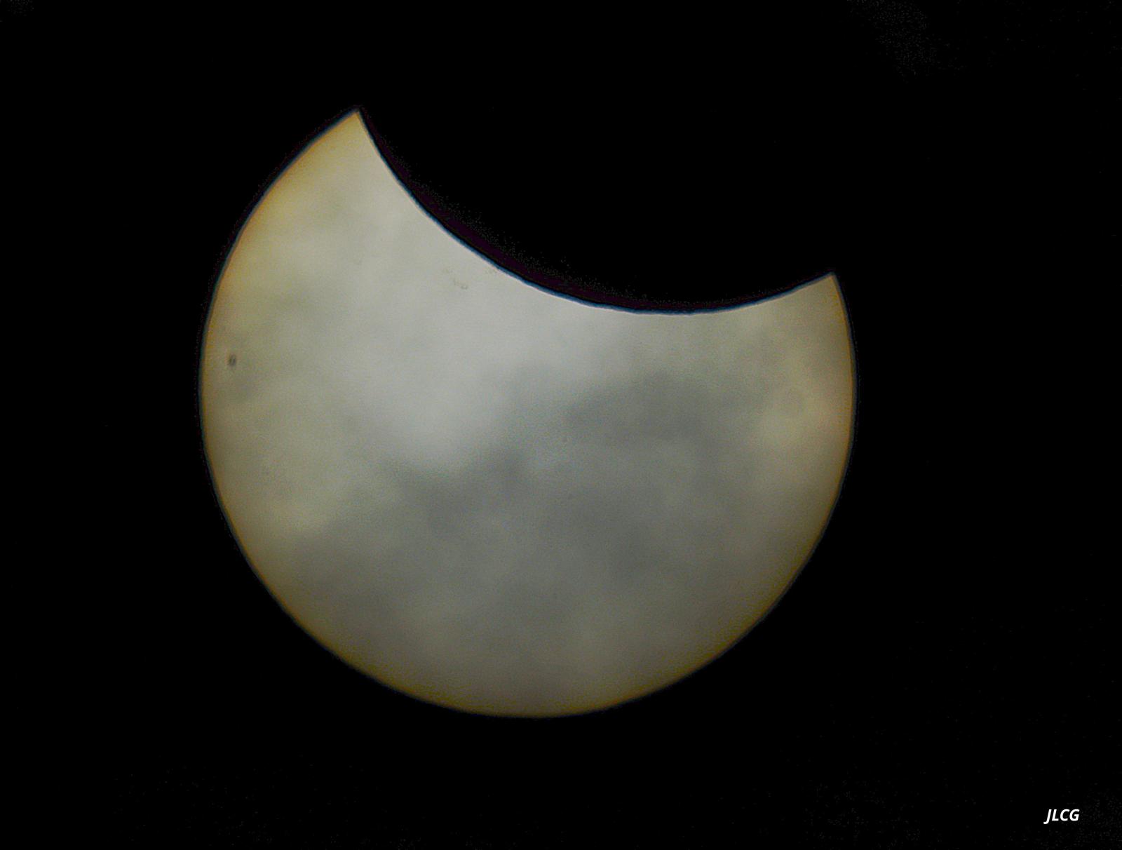 Fotos eclipse solar parcial del 29/3/25 visto desde Palencia hechas por José Luis Carrera y Fernando Manrique
