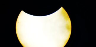 Fotos eclipse solar parcial del 29/3/25 visto desde Palencia hechas por José Luis Carrera y Fernando Manrique