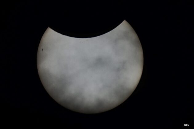 Fotos eclipse solar parcial del 29/3/25 visto desde Palencia hechas por Jos&eacute; Luis Carrera y Fernando Manrique