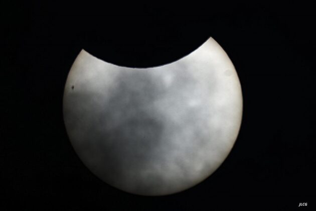 Fotos eclipse solar parcial del 29/3/25 visto desde Palencia hechas por Jos&eacute; Luis Carrera y Fernando Manrique