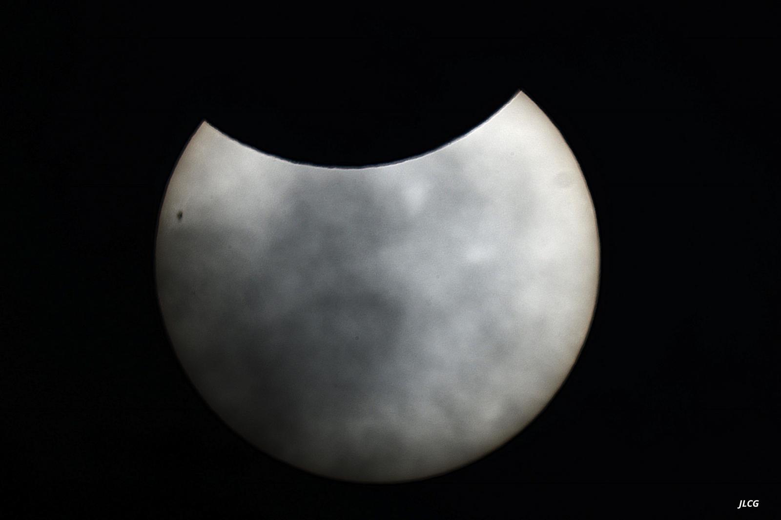Fotos eclipse solar parcial del 29/3/25 visto desde Palencia hechas por José Luis Carrera y Fernando Manrique