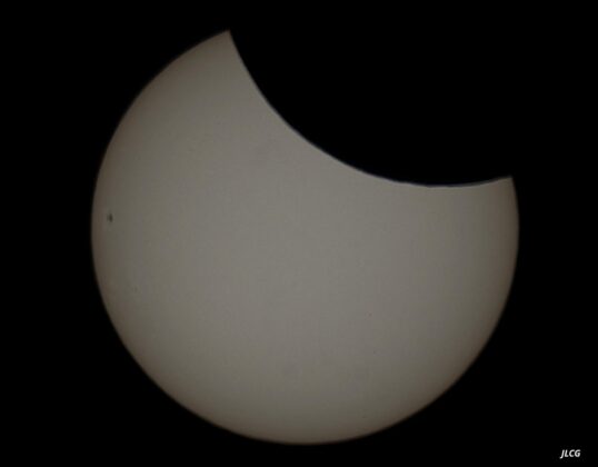 Fotos eclipse solar parcial del 29/3/25 visto desde Palencia hechas por Jos&eacute; Luis Carrera y Fernando Manrique