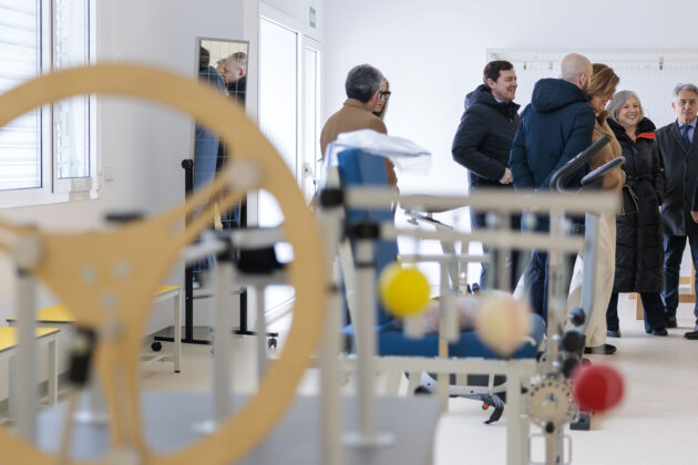 Ma&ntilde;ueco visita centro de salud Aguilar de Campoo