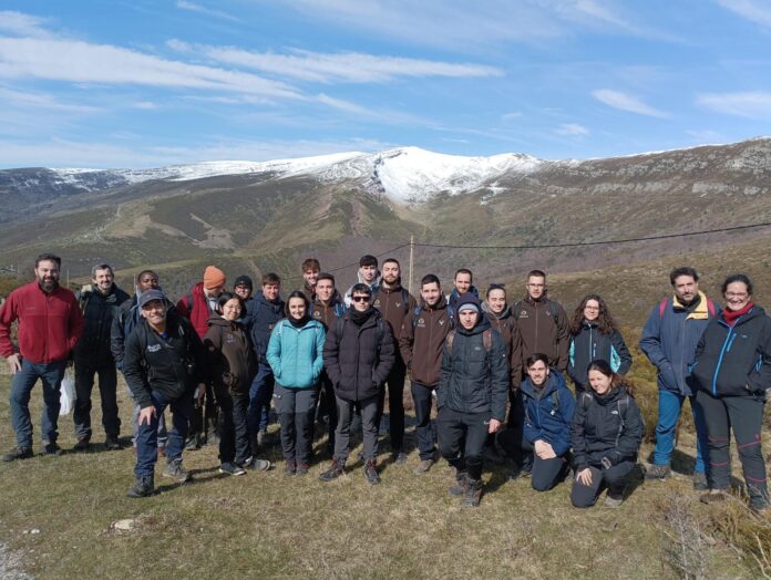 Estudiantes de Ingeniería Forestal de la UVA aprenden con Reactiva Brañosera