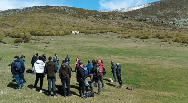 Estudiantes de Ingenier&iacute;a Forestal de la UVA aprenden con Reactiva Bra&ntilde;osera