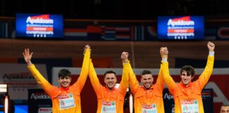 Spanish Beatles celebrando la plata en el Europeo