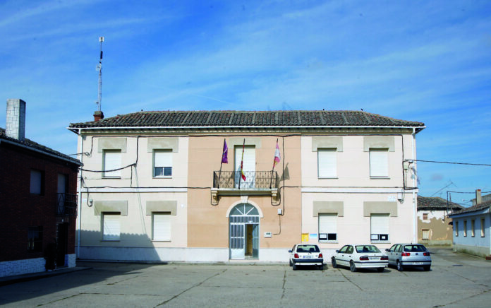 Villaturde, Ayuntamiento