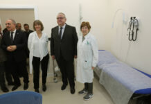 Visita del consejero de sanidad al centro de salud de Frómista 2