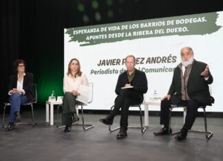 Baltanás hace un llamamiento a la autenticidad y la colaboración de los Barrios de Bodegas