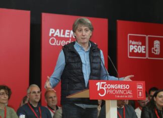 Carlos Martínez pide a Mañueco que se levante del “diván perpetuo”: “Necesitamos unos presupuestos y el amor en política se hace a través del Bocyl” Acto de clausura del XV Congreso Provincial del PSOE de Palencia