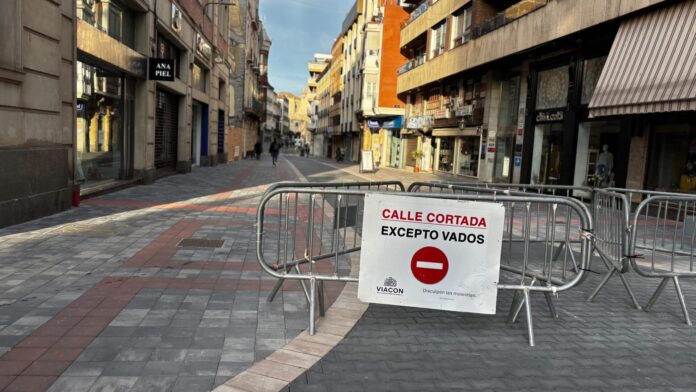 Calle cortada en La Cestilla y Don Sancho