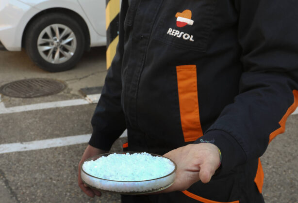 Visita al Centro de Producci&oacute;n Factor&iacute;a de Especialidades de Repsol en Palencia, acto de presentaci&oacute;n de la nueva l&iacute;nea de inversi&oacute;n de la compa&ntilde;&iacute;a. Foto: Br&aacute;gimo ICAL