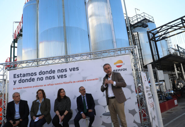 Visita al Centro de Producci&oacute;n Factor&iacute;a de Especialidades de Repsol en Palencia, acto de presentaci&oacute;n de la nueva l&iacute;nea de inversi&oacute;n de la compa&ntilde;&iacute;a. Foto: Br&aacute;gimo ICAL