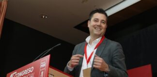 Daniel de La Rosa en el congreso del PSOE en Barruelo de Santullán