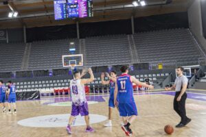 Derbi entre Filipenses y CB Palencia