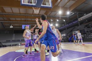 Derbi entre Filipenses y CB Palencia