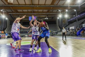 Derbi entre Filipenses y CB Palencia