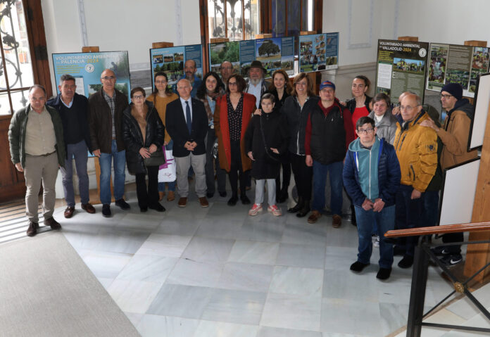 Exposición sobre voluntariado ambiental “Reconciliando personas y naturaleza” de Caja Burgos y La Caixa
