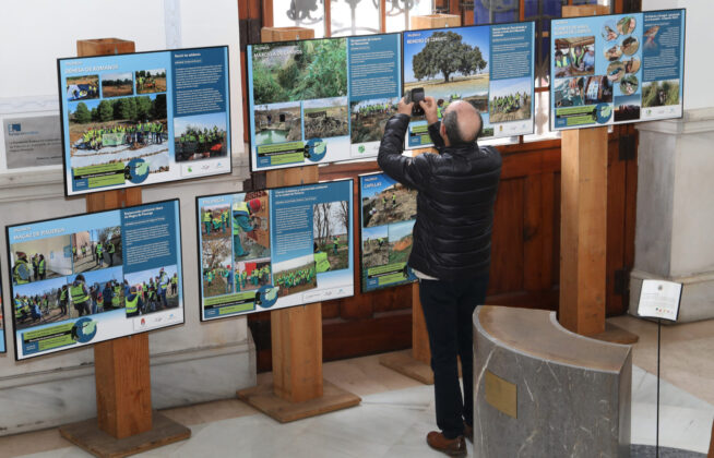 Exposici&oacute;n sobre voluntariado ambiental &ldquo;Reconciliando personas y naturaleza&rdquo; de Caja Burgos y La Caixa