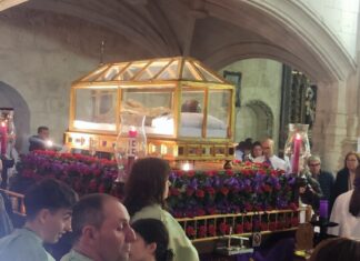 Vía Crucis; Silencio y Luz en Baltanás