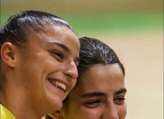 Laura Arambarri con el Rocasa Gran Canaria