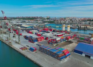 La Junta lanza la ‘Plataforma Agroalimentaria Palencia 2030’ con jornadas sobre sinergias con el Puerto de Santander Terminal de contenedores Puerto de Santander