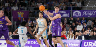 Lovro, en el partido ante el Menorca. / Víctor Garrido @ferropenico (Palencia Baloncesto)