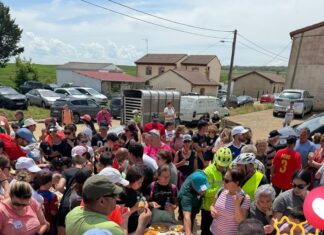 La palentina Cembrero estalla de solidaridad: de 12 habitantes a 270 andarines