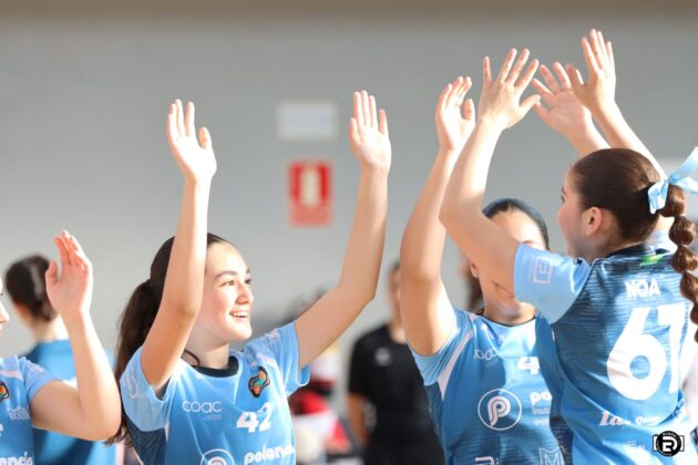 Rub&eacute;n D&iacute;az (@fotografiardiaz). Club Balonmano Palencia Femenino vs CBM Maravillas