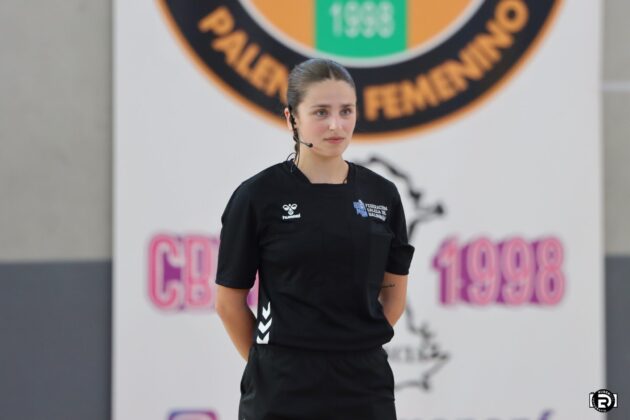 Rub&eacute;n D&iacute;az (@fotografiardiaz). Club Balonmano Palencia Femenino vs CBM Maravillas