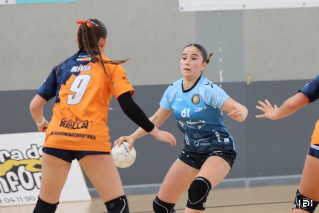 Rub&eacute;n D&iacute;az (@fotografiardiaz). Club Balonmano Palencia Femenino vs CBM Maravillas